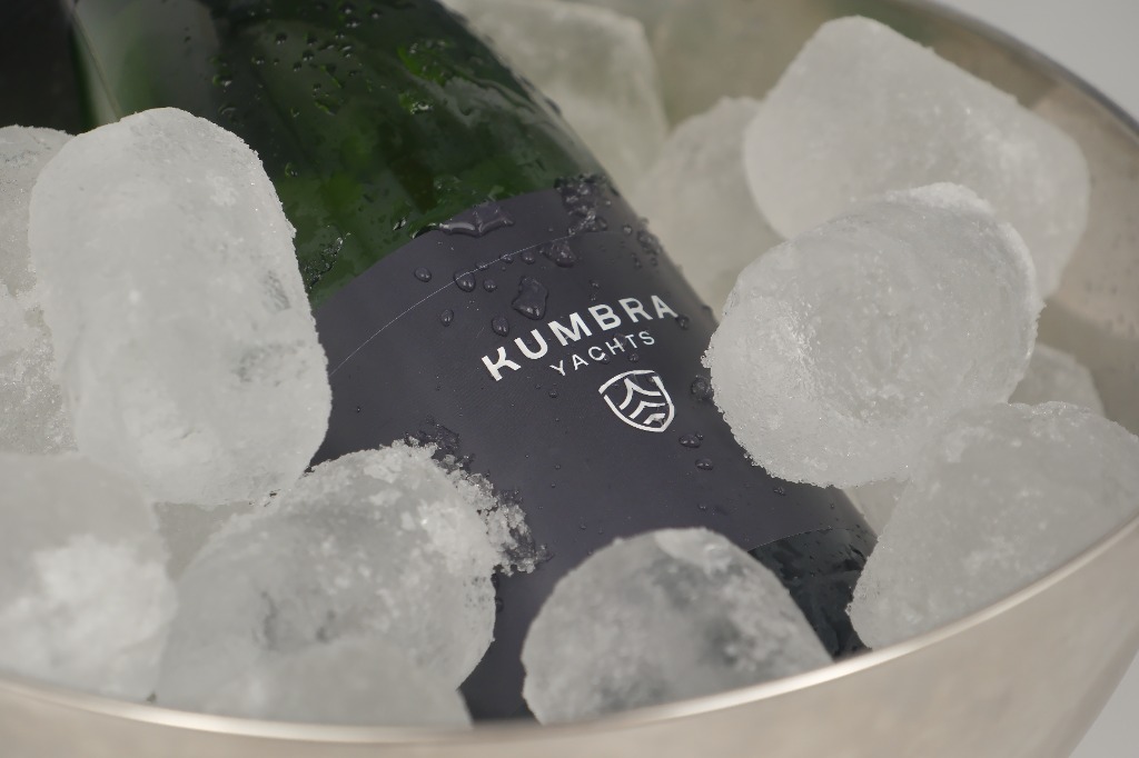 Experiencia Premium Kumbra Yachts